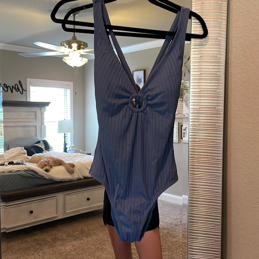 NWT Kona sol swimsuit